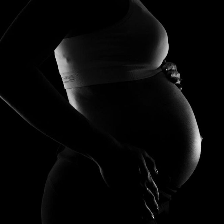 Pregnant-woman-886c1fbd0f274c5384c020808e9eb263