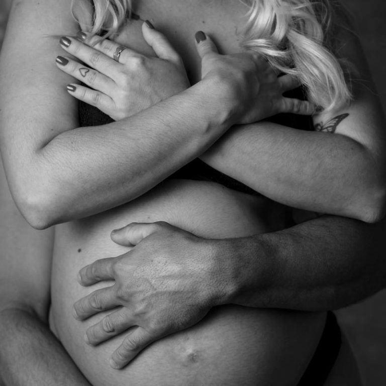 Pregnant-woman-e48a7b3bcedb4403850326531e8a82b2