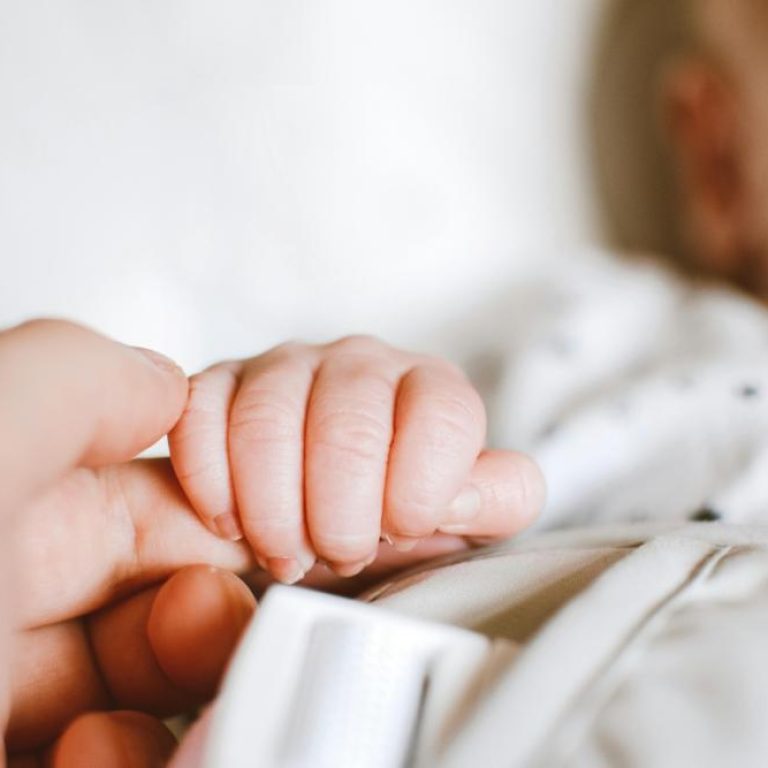 newborn-baby-54bb1914b6e447c2a4257570a020c18c