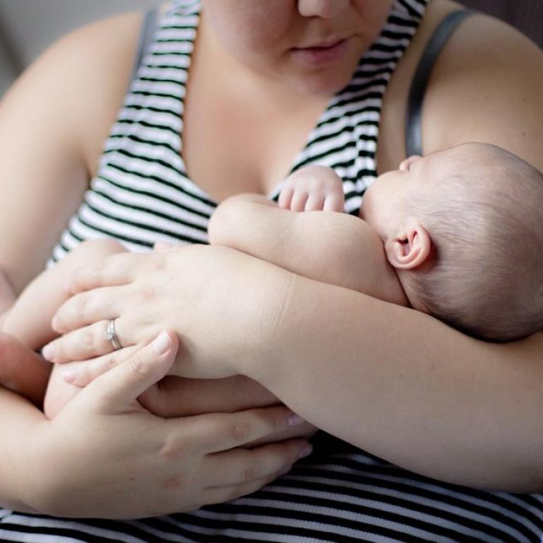newborn-parent-7103d2ee1f5d460ba94dfd905b9ae7ff