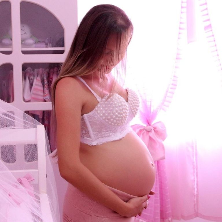 pregnant-woman-c061ee7520ec4626bed30ab45f4ae902